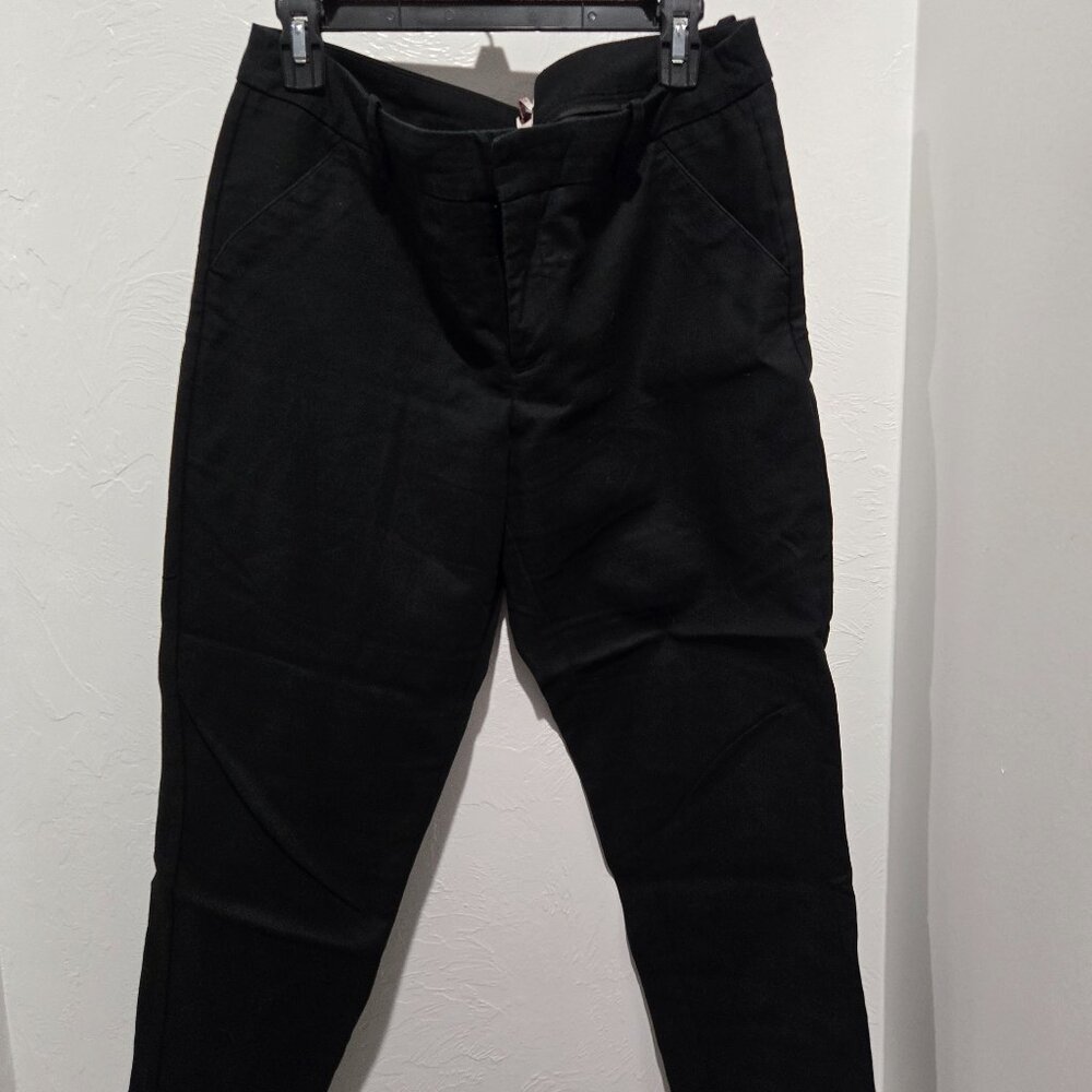 Merona Capris Size 12 – Like New! 👖✨